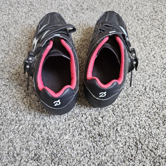 Peloton Cycling Shoes Women's Size 39 Black Red EXCELLENT CONDITION - Picture 2 of 8